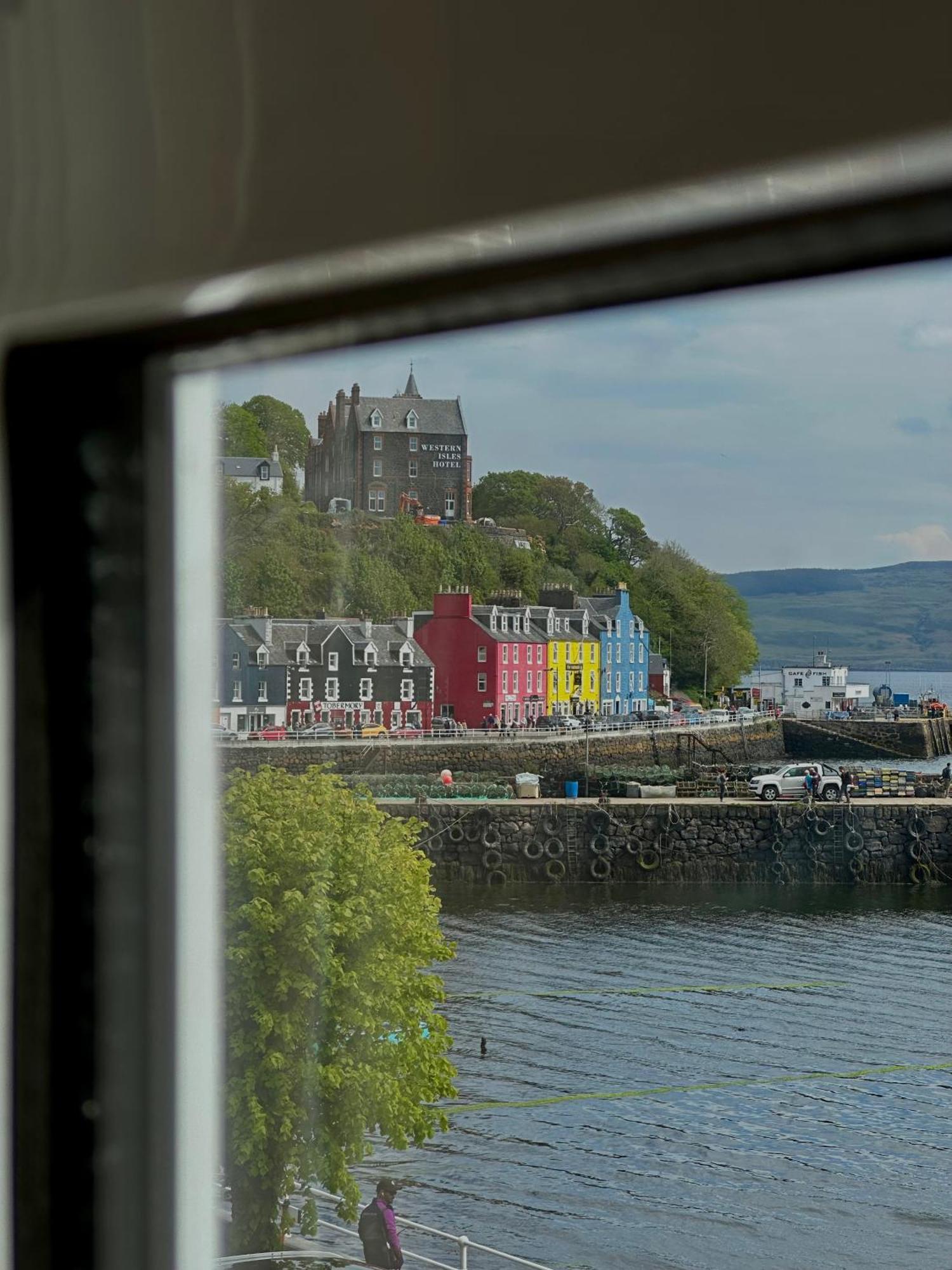 The Tobermory Hotel Exterior foto